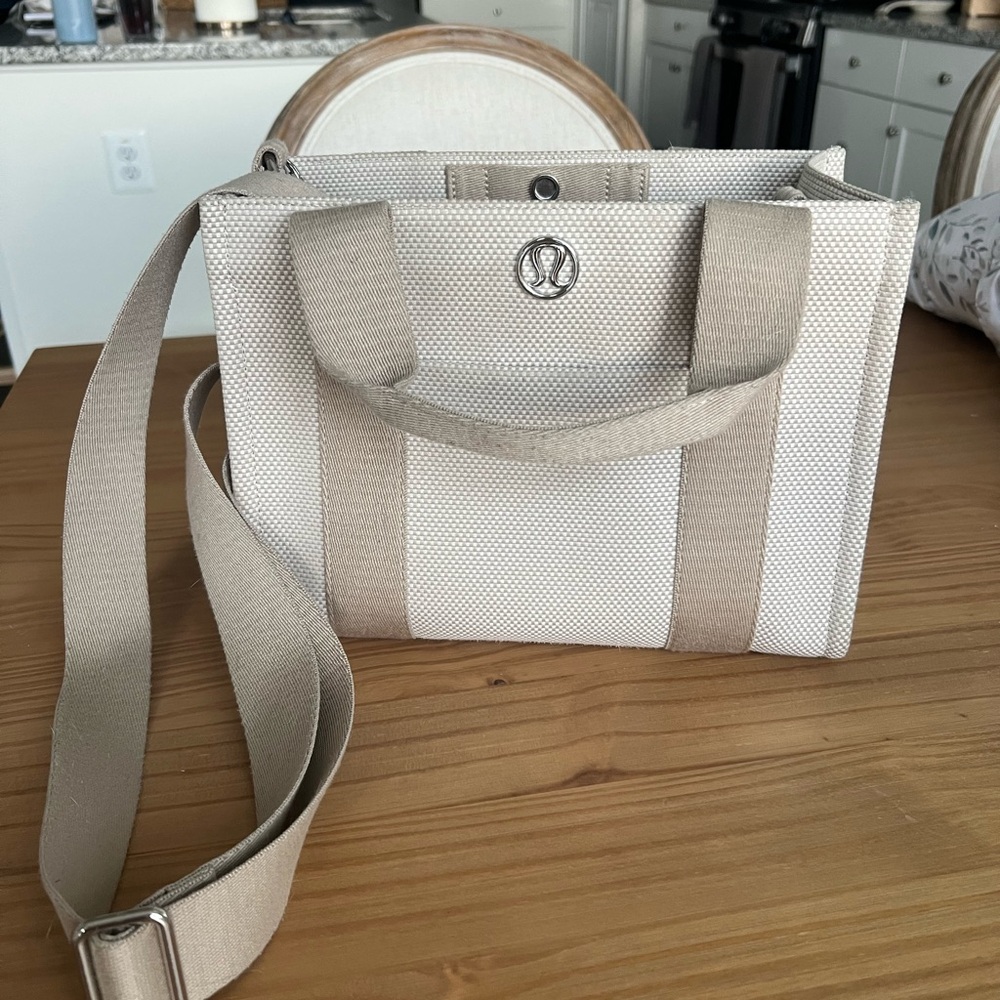 lululemon athletica canvas mini tote bag